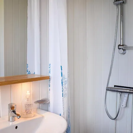 Two-bedroom In * Dronningmølle