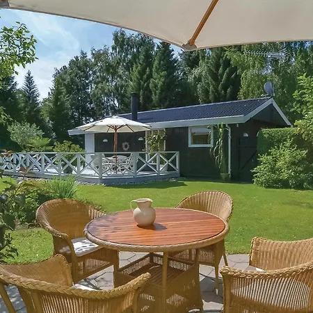 Two-bedroom In * Dronningmølle