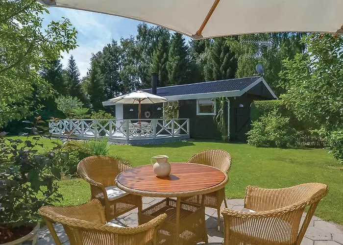 Two-bedroom In * Dronningmølle