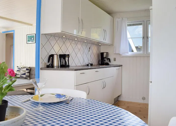 別荘 Two-bedroom In Dronningmølle